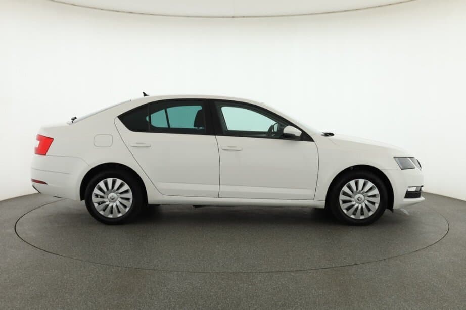 2019 Škoda OCTAVIA - 8