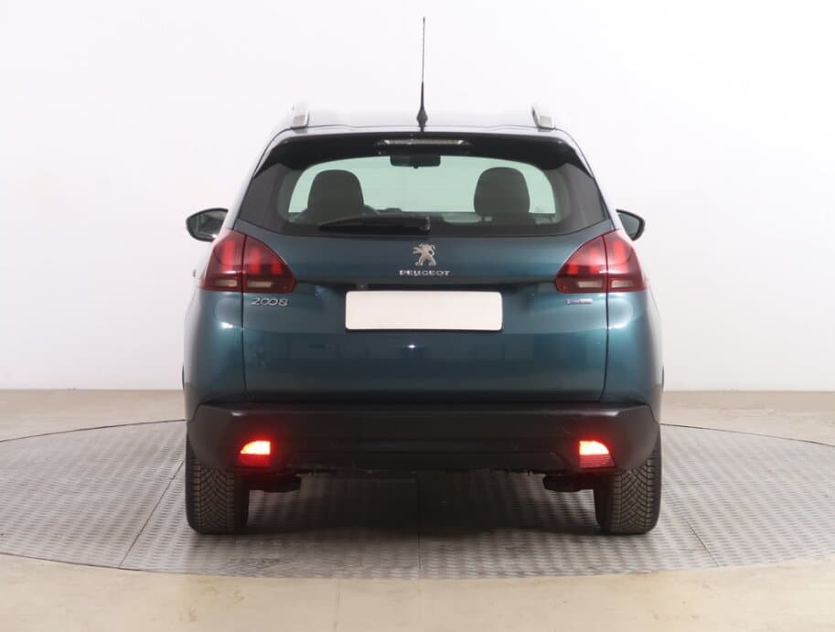 2016 Peugeot 2008 - 6