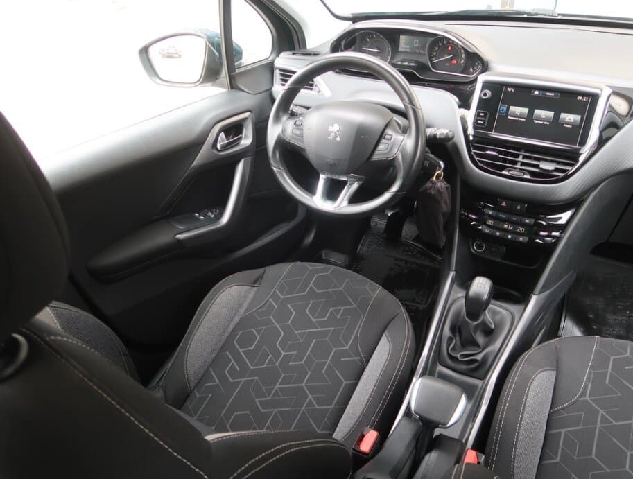 2016 Peugeot 2008 - 9