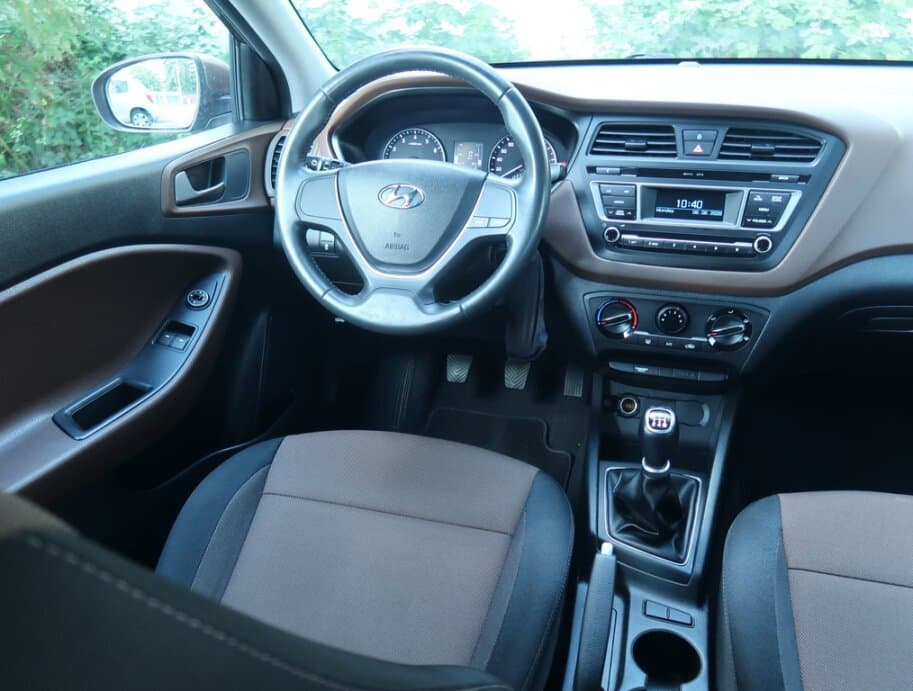 2018 Hyundai i20 - 9