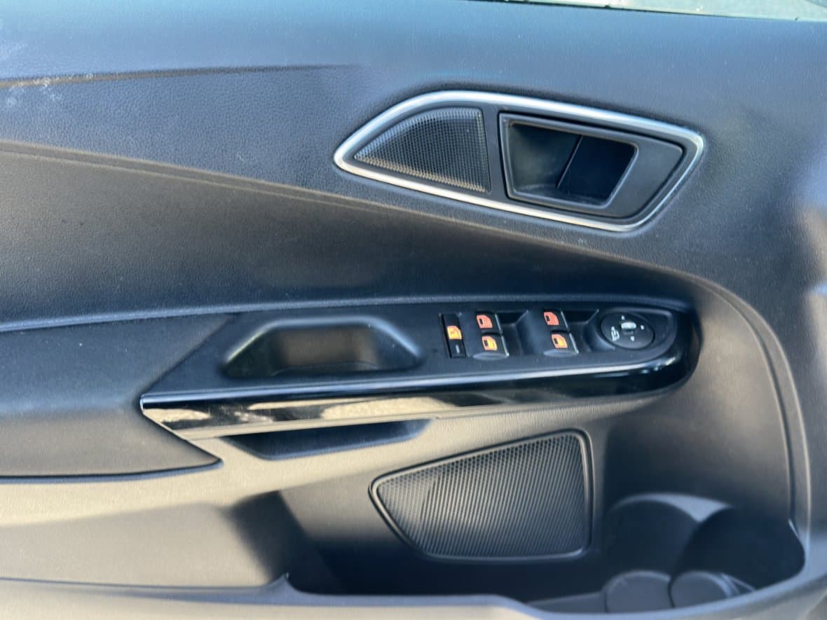 2014 Ford B-MAX - 11