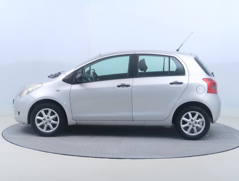 2007 Toyota YARIS - 4