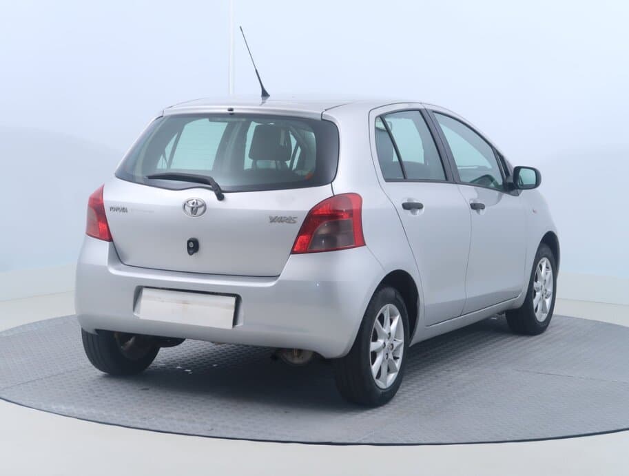 2007 Toyota YARIS - 7