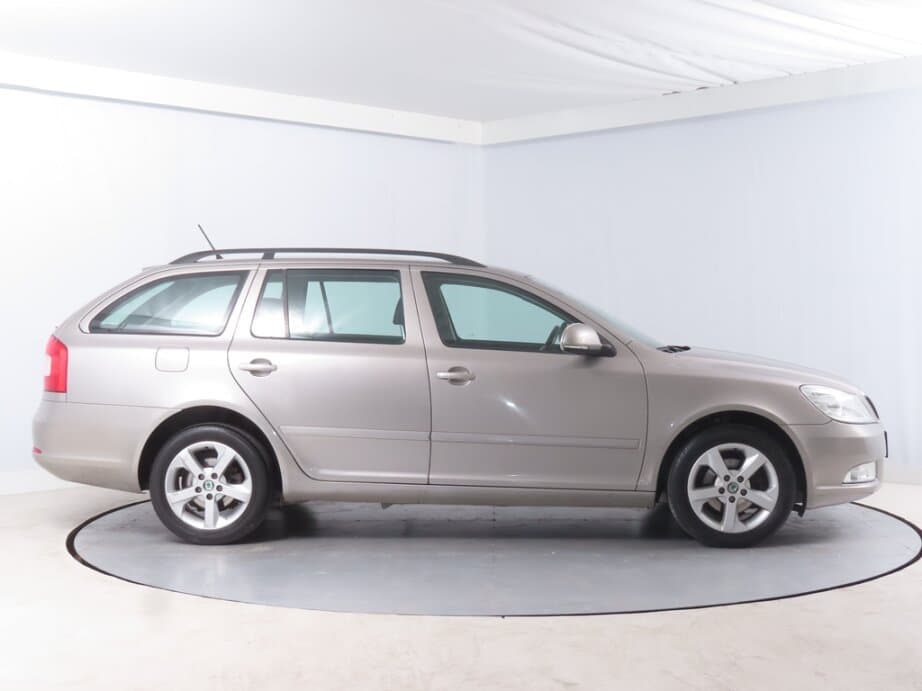 2012 Škoda OCTAVIA - 8