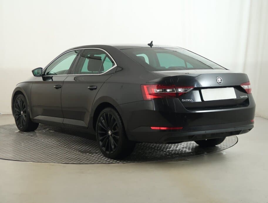 2017 Škoda SUPERB - 5