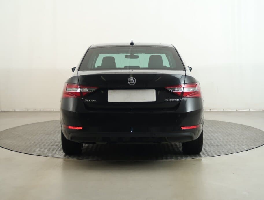 2017 Škoda SUPERB - 6