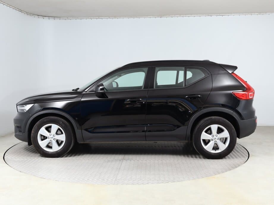 2021 Volvo XC40 - 4
