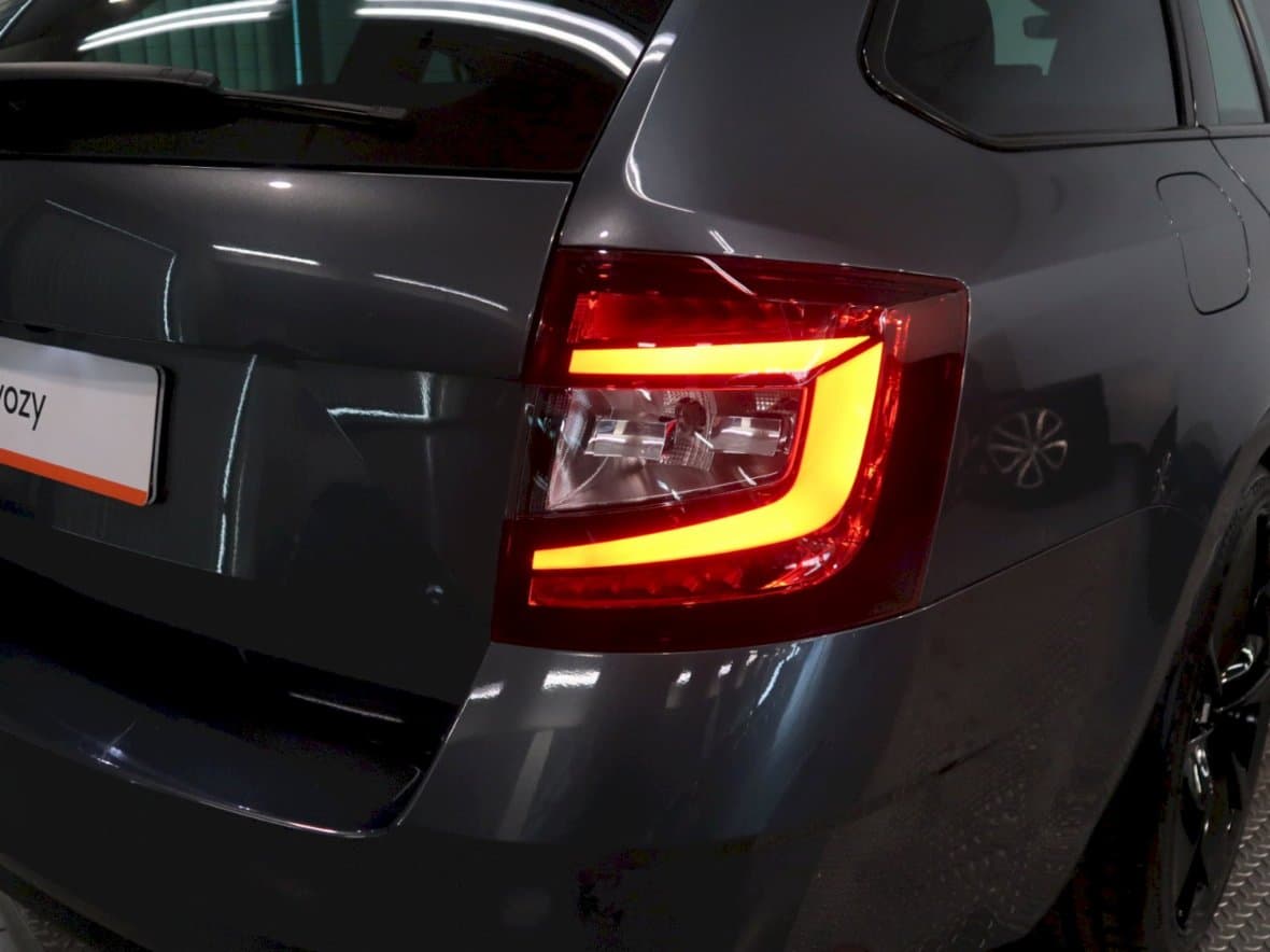 2020 Škoda OCTAVIA - 11