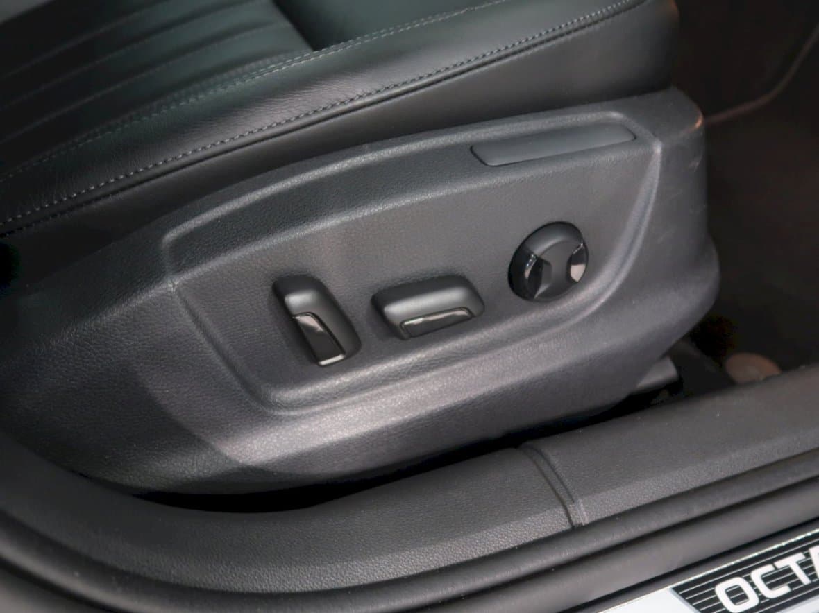 2020 Škoda OCTAVIA - 16