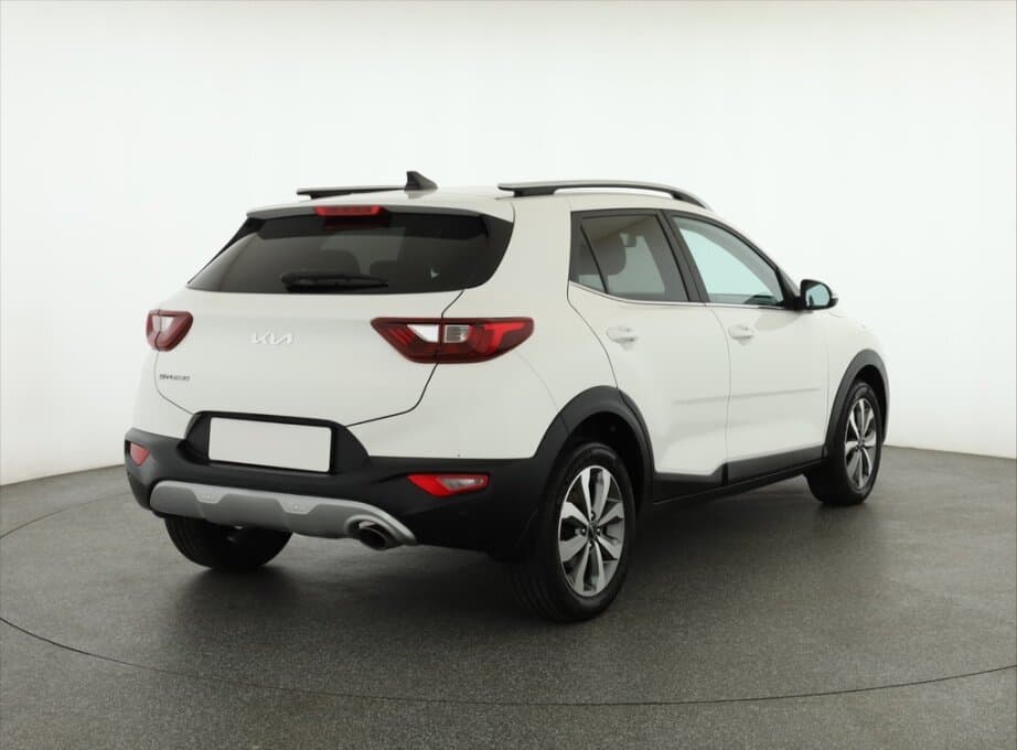 2022 Kia STONIC - 7
