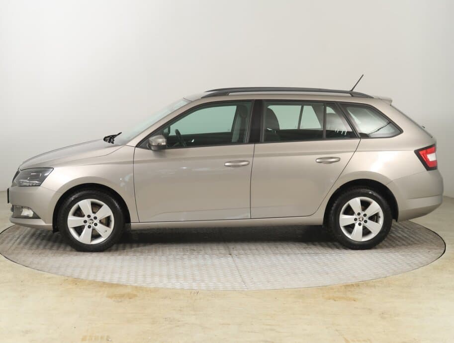 2015 Škoda FABIA - 4