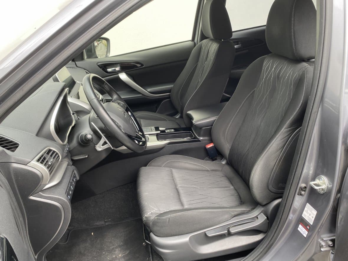 2018 Mitsubishi ECLIPSE - 9