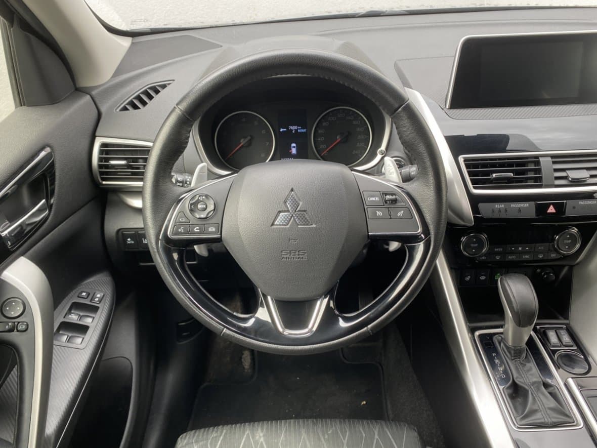 2018 Mitsubishi ECLIPSE - 11