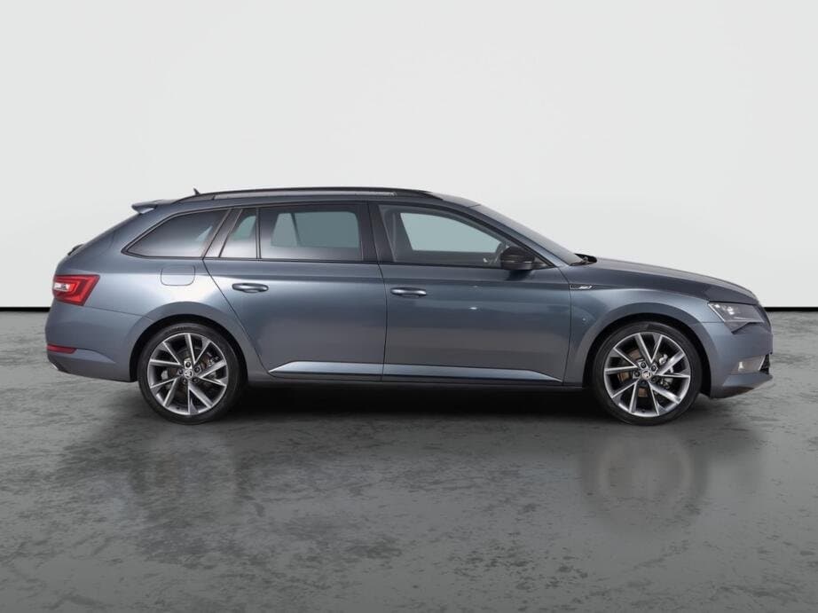 2018 Škoda SUPERB - 8