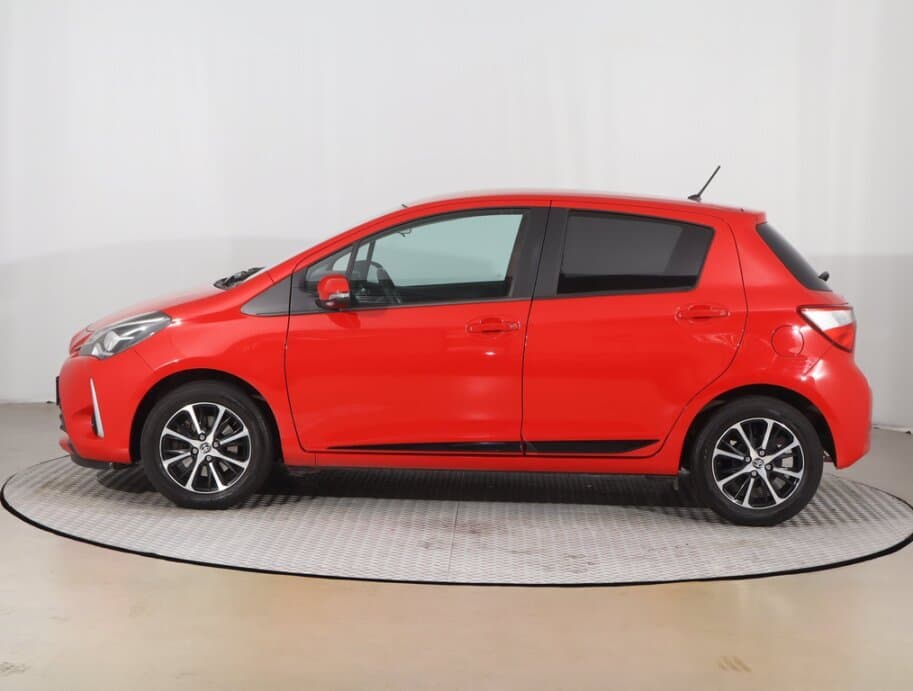 2018 Toyota YARIS - 4