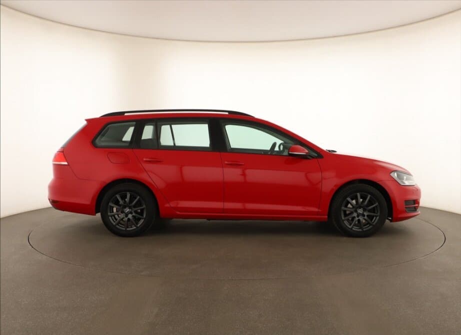 2015 Volkswagen GOLF - 8