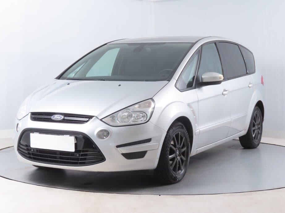2011 Ford S-MAX - 5