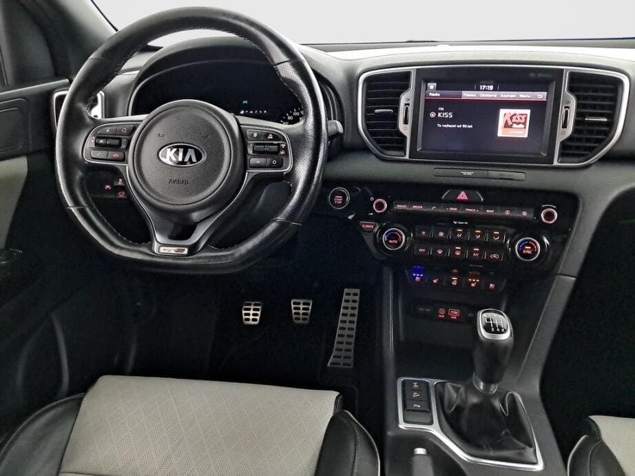 2017 Kia SPORTAGE - 9