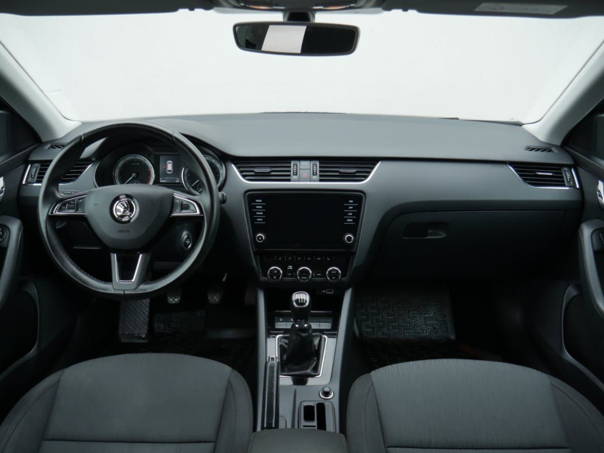 2019 Škoda OCTAVIA - 8