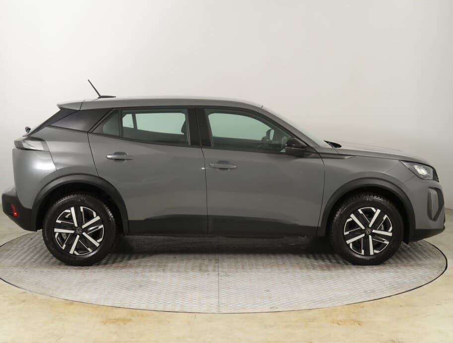 2024 Peugeot 2008 - 8
