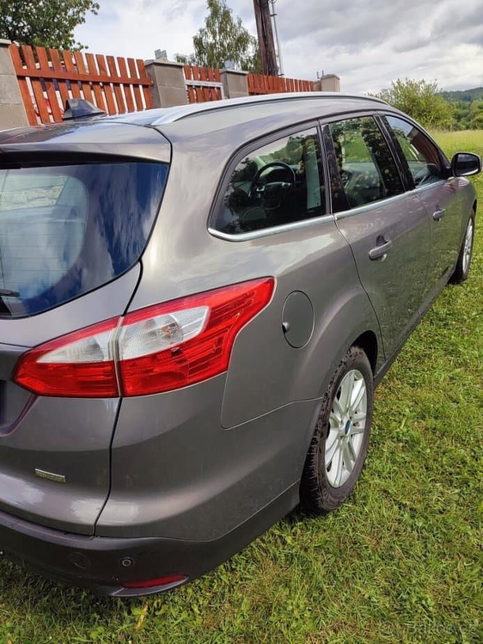 2012 Ford FOCUS - 10