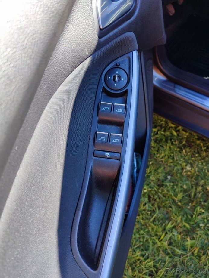 2012 Ford FOCUS - 20