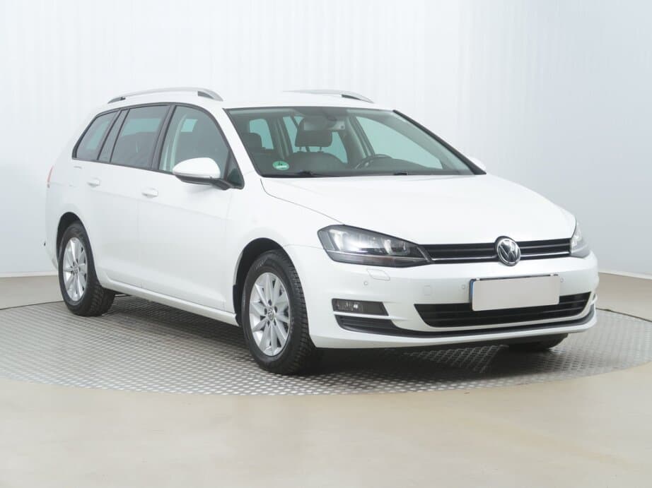 VW Golf, 1.2 TSIHighline , Kůže, Bi-Xenony,, Combi