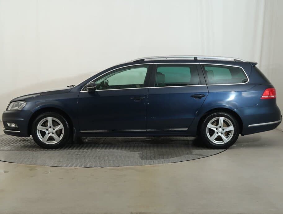 2014 Volkswagen Passat - 4