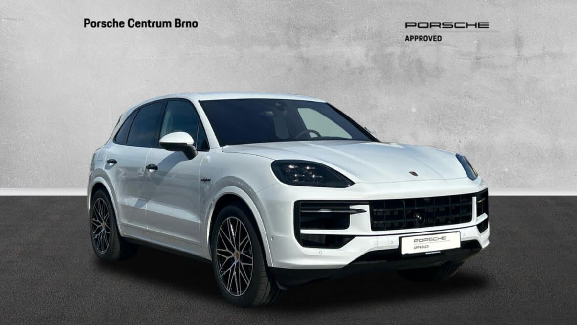 2025 Porsche Cayenne - 4