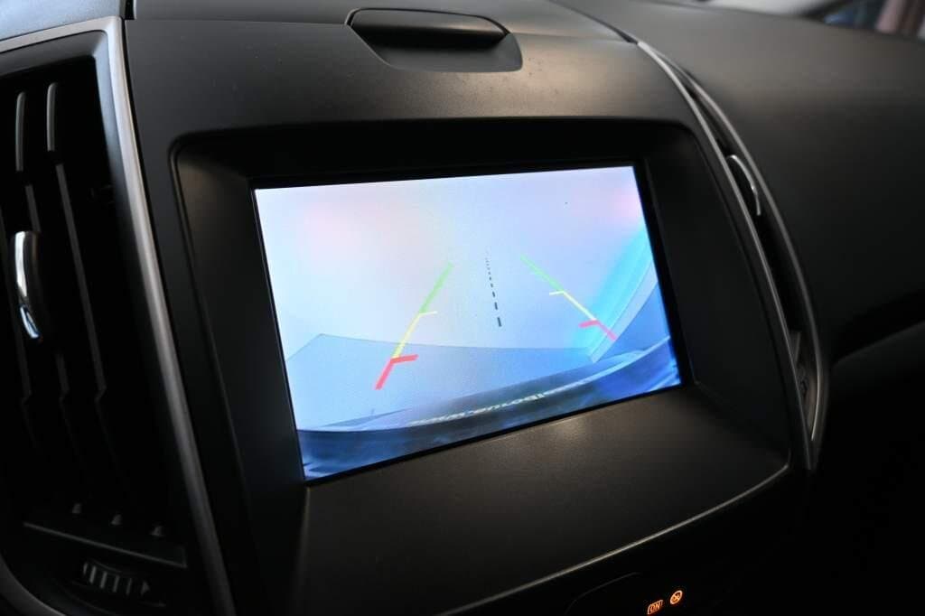 2022 Ford S-Max - 17