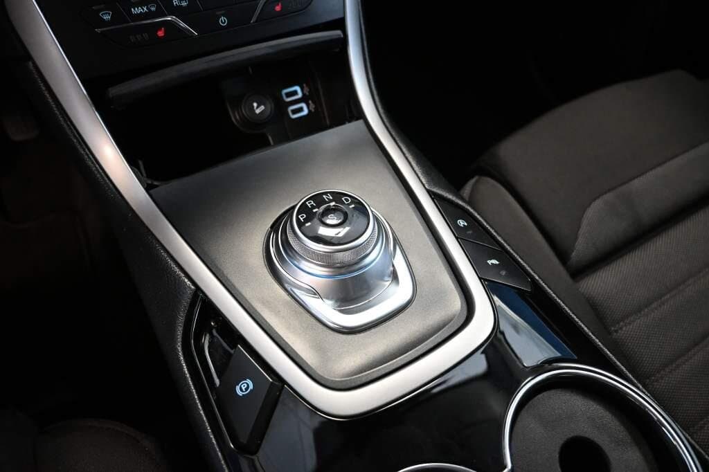 2022 Ford S-Max - 19