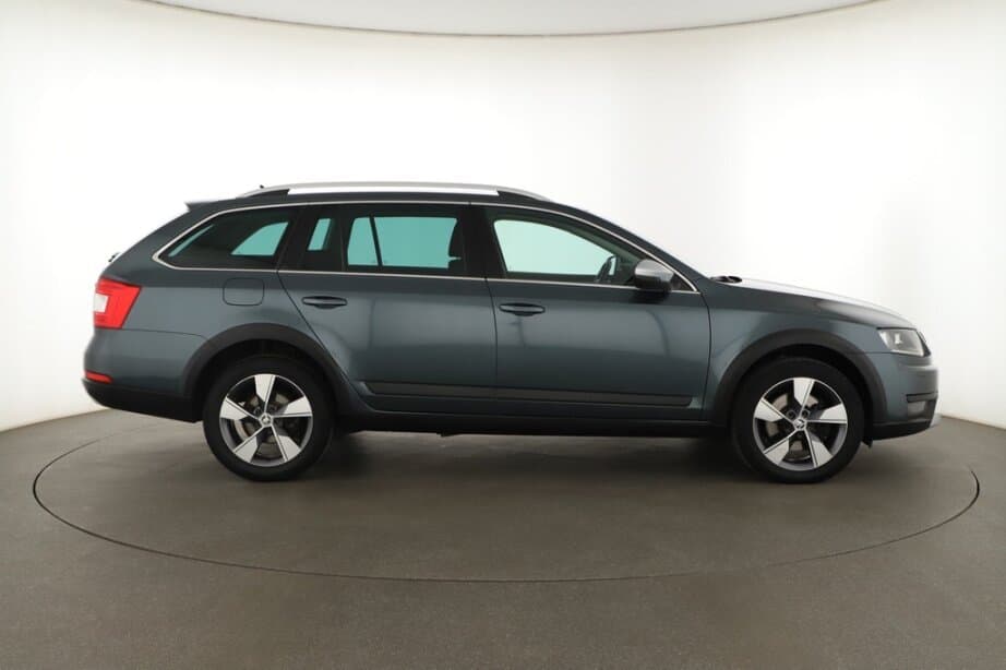 2015 Škoda OCTAVIA - 8