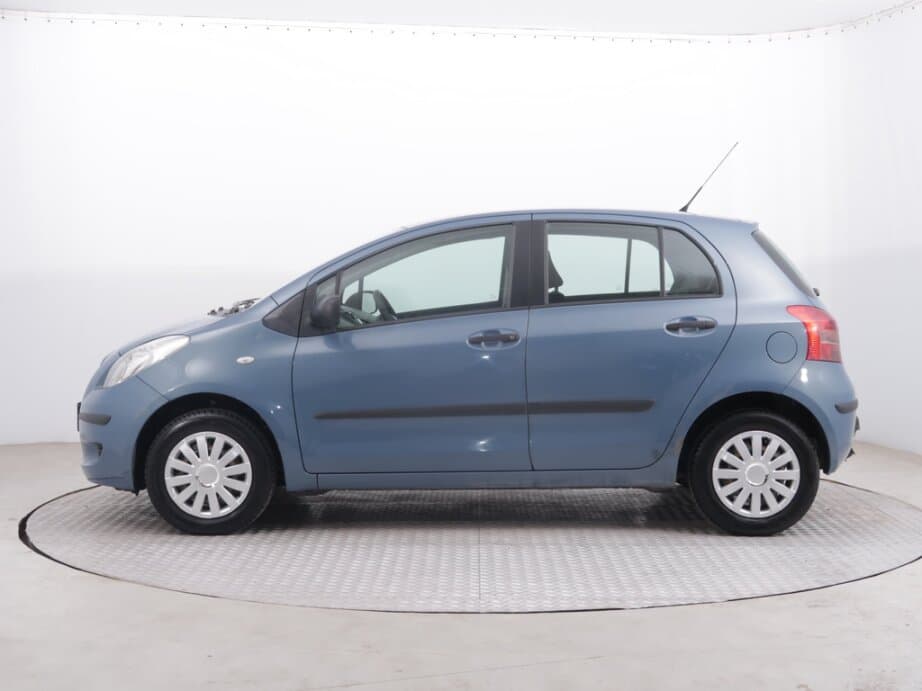 2007 Toyota YARIS - 4