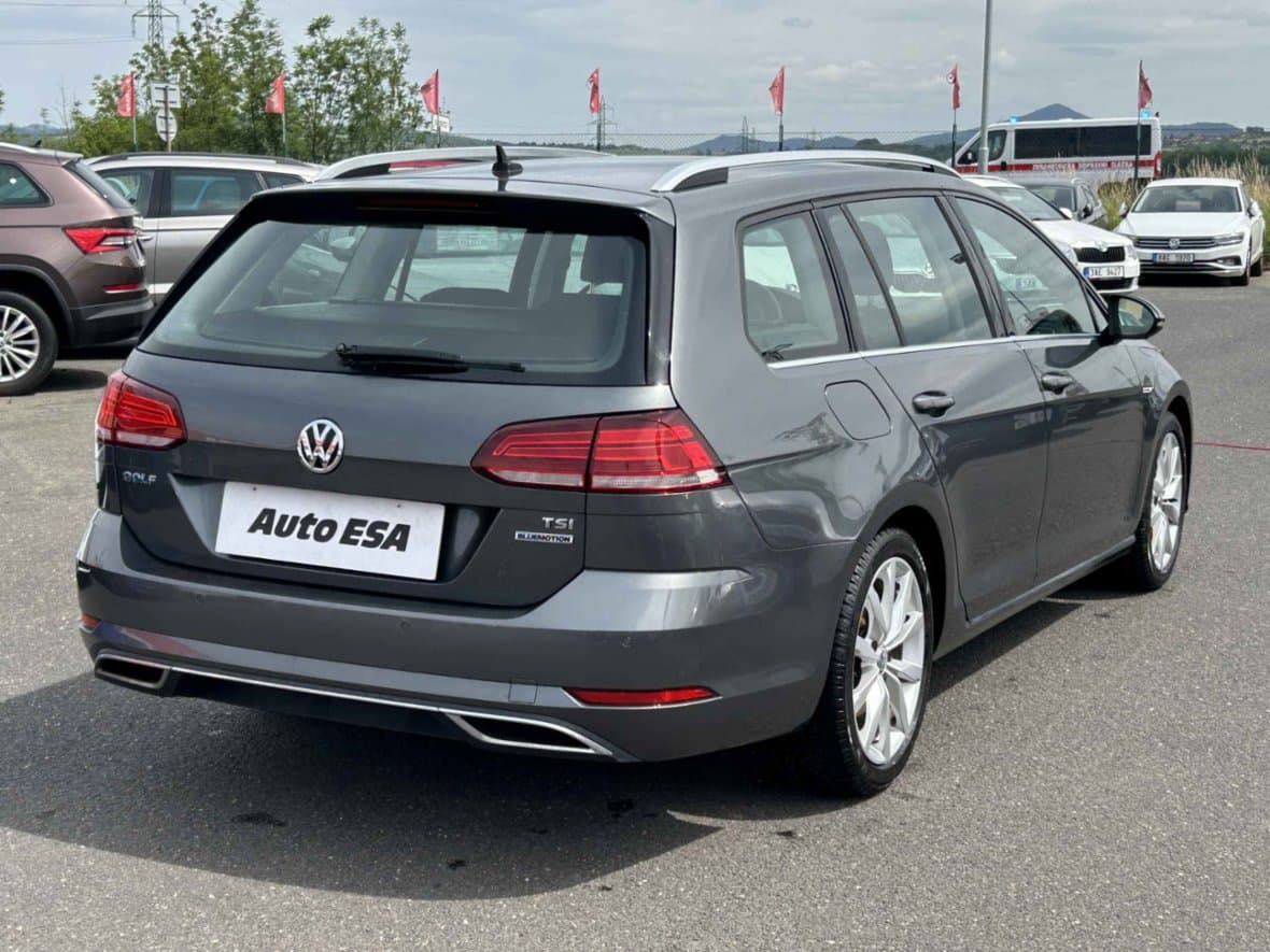 2018 Volkswagen GOLF - 4
