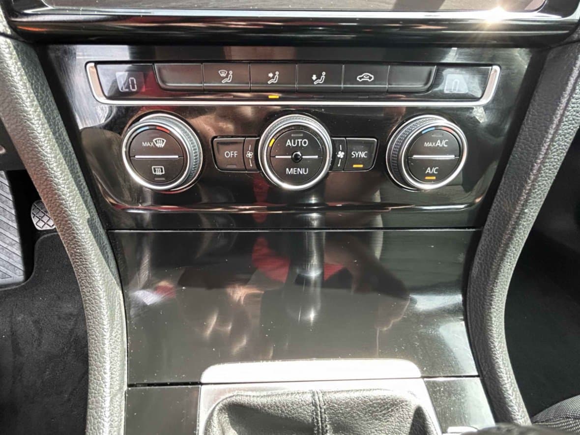 2018 Volkswagen GOLF - 15