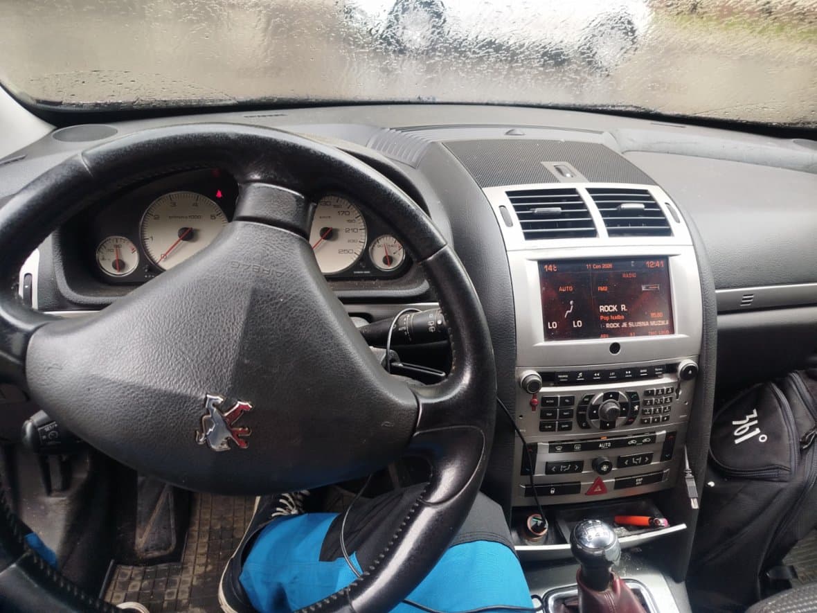 Peugeot 407 - 6