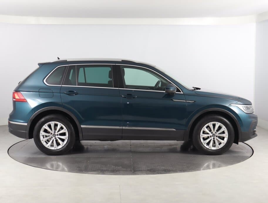 2022 Volkswagen TIGUAN - 8