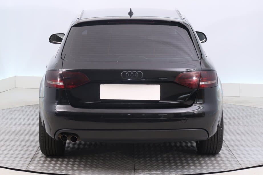 2010 Audi A4 - 6