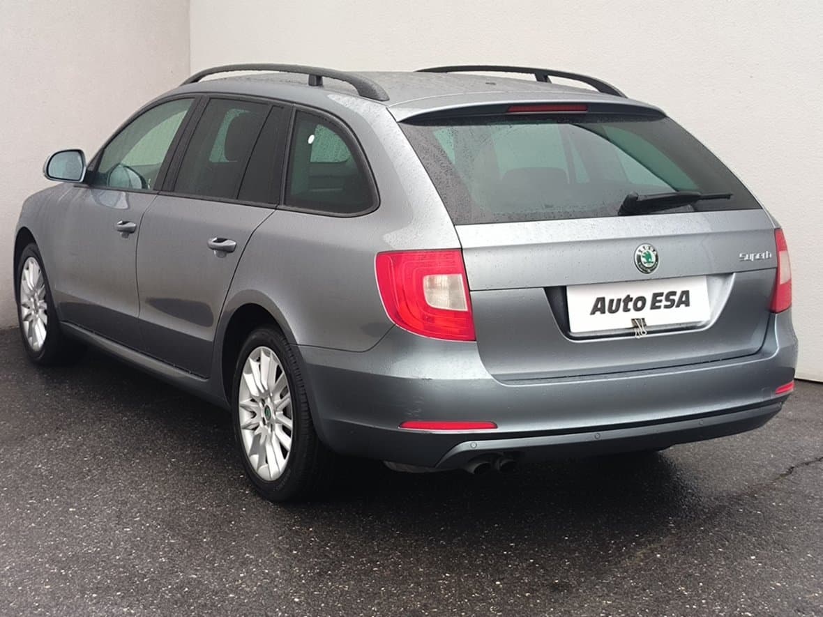 2010 Škoda SUPERB - 6
