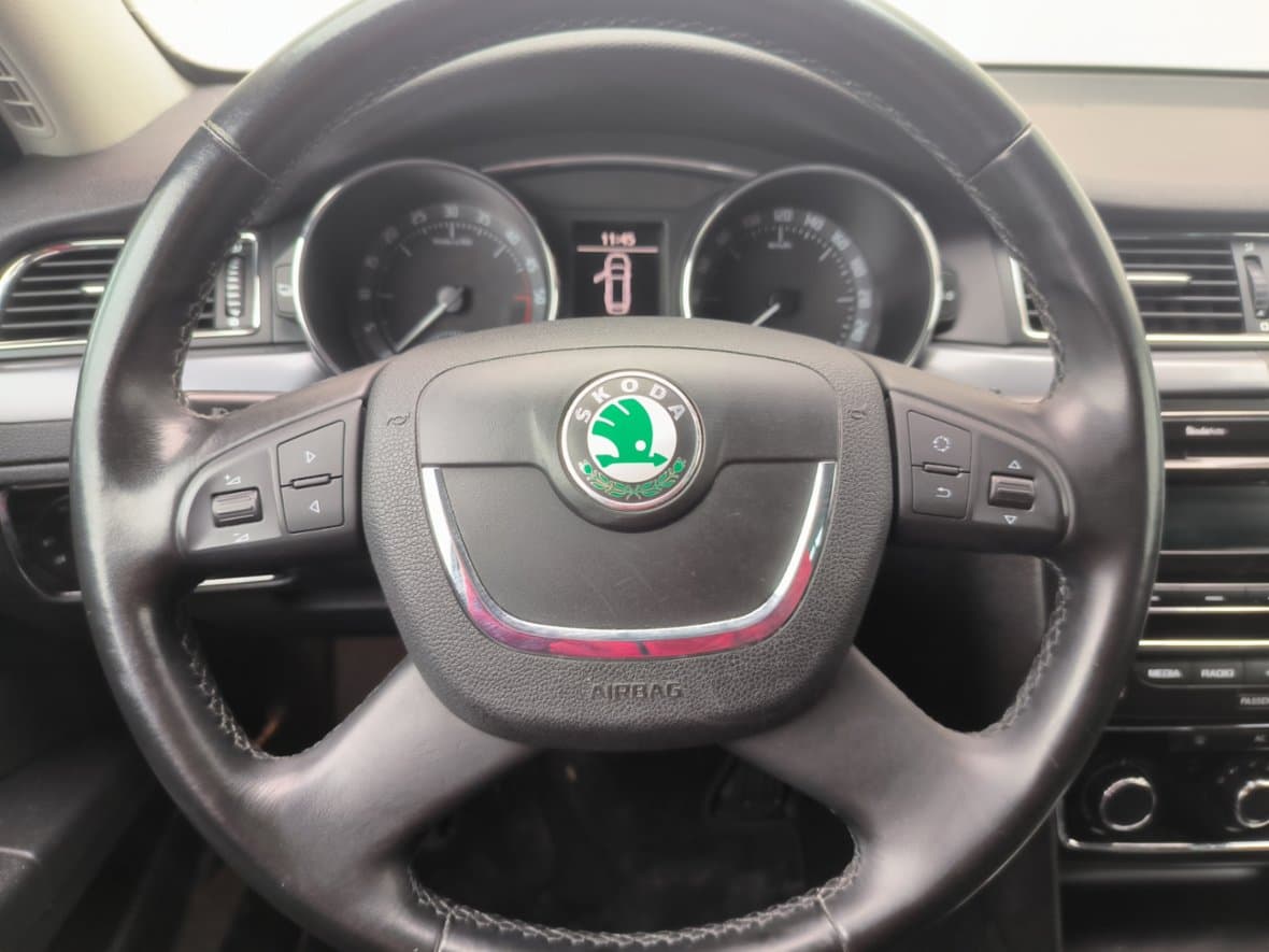 2010 Škoda SUPERB - 13