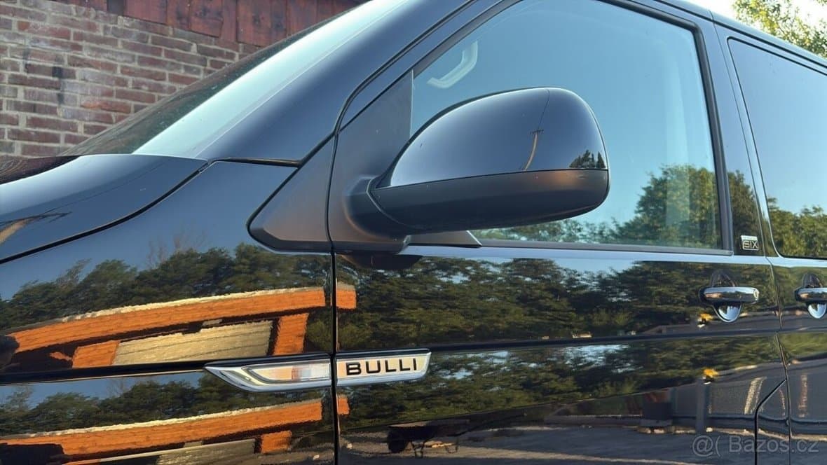 2017 Volkswagen MULTIVAN - 2
