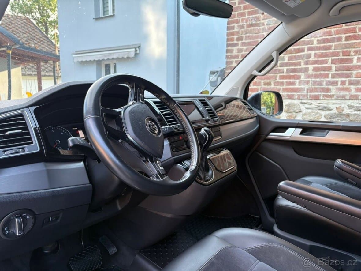 2017 Volkswagen MULTIVAN - 8