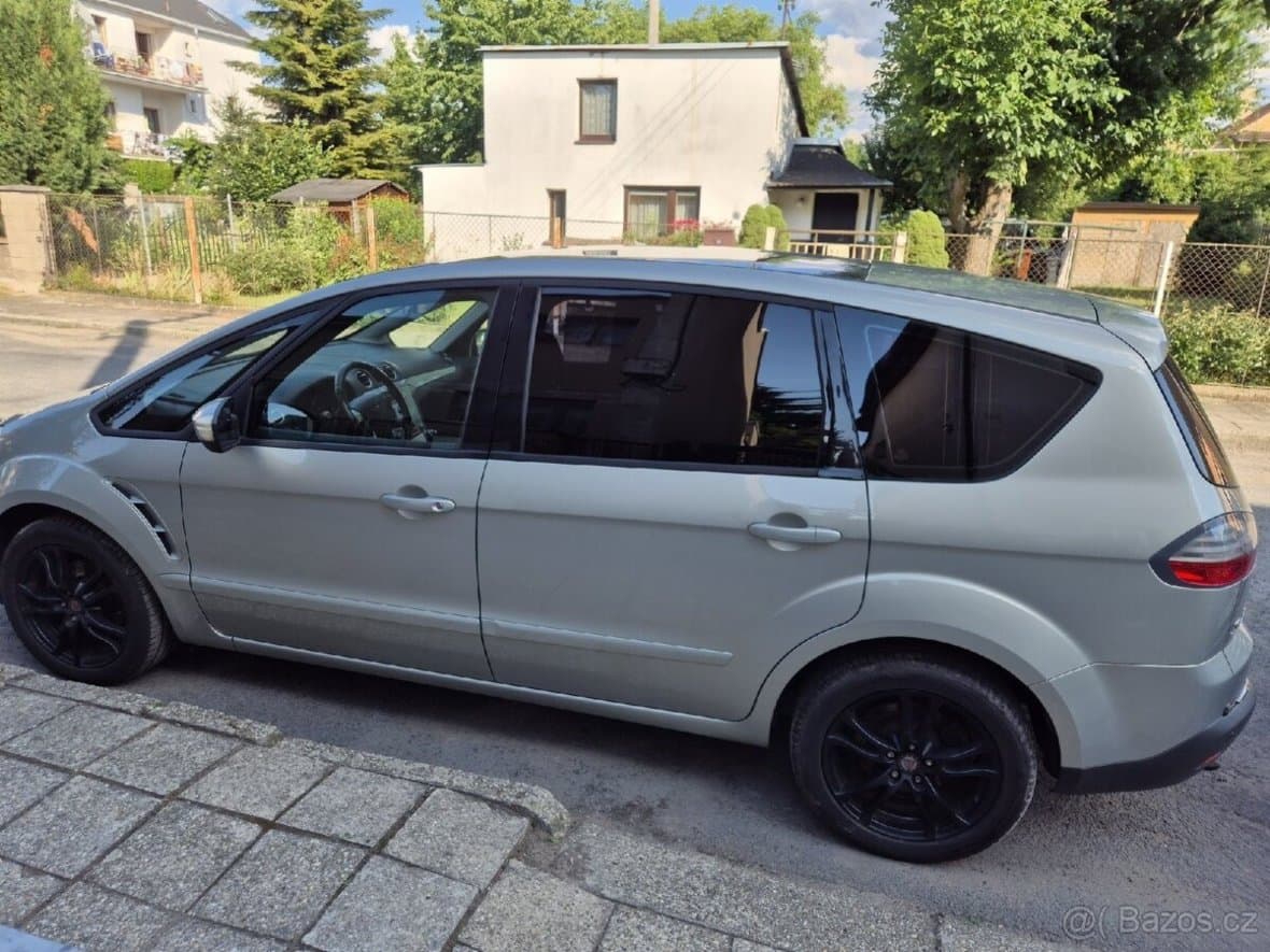 2009 Ford S-MAX - 5