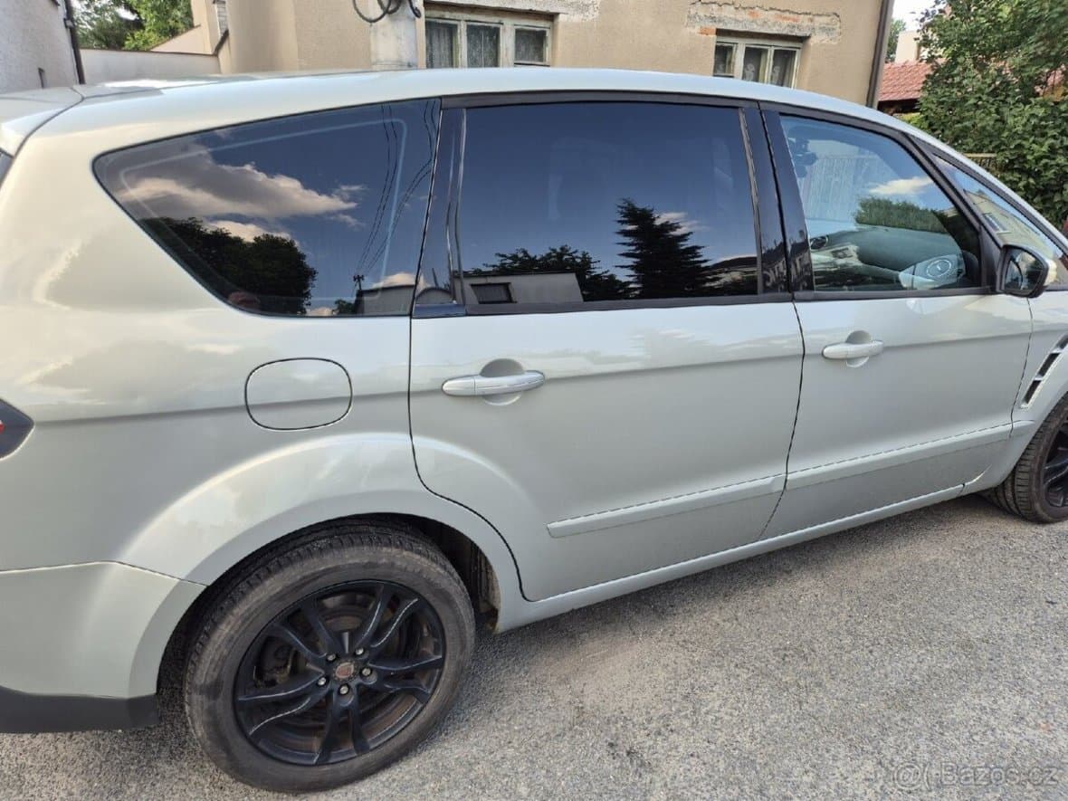 2009 Ford S-MAX - 8