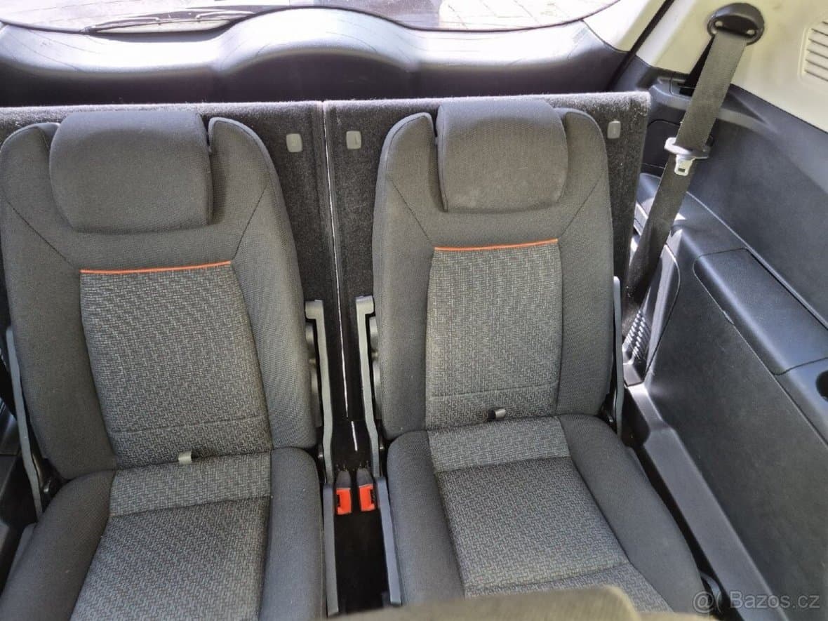 2009 Ford S-MAX - 15