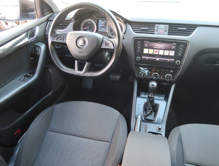 2020 Škoda OCTAVIA - 9