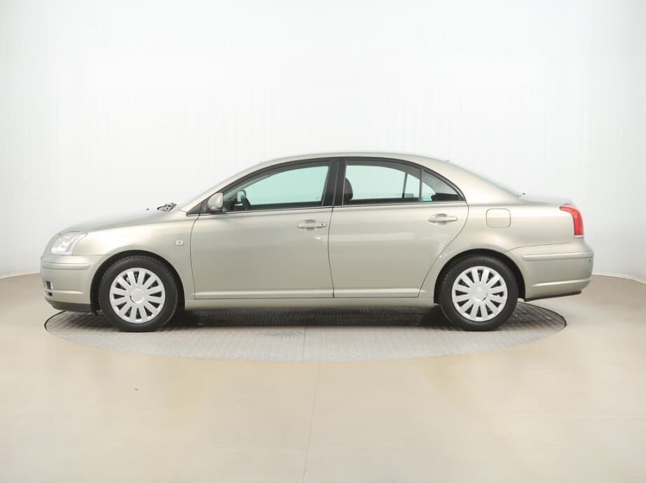 2004 Toyota AVENSIS - 4