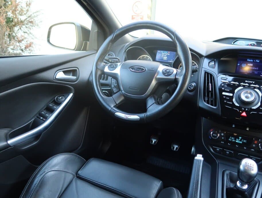 2014 Ford FOCUS - 17