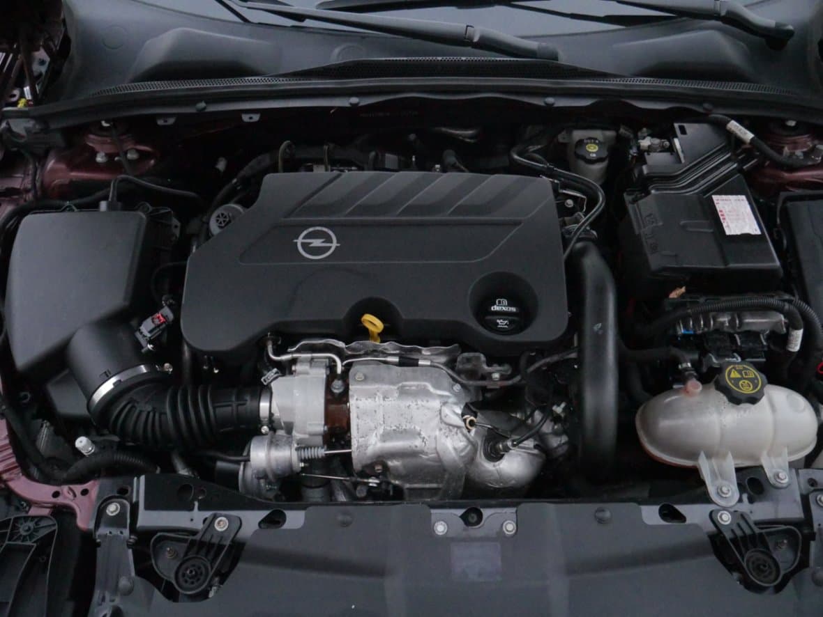 2018 Opel INSIGNIA - 13