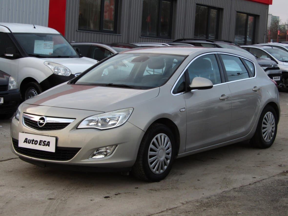 2010 Opel ASTRA - 7